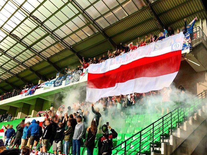 belarus12player's tweet photo. Зьбіраецеся на выправу #GEOBLR? Варта ведаць: квіткі на матч пачнуць прадаваць 15.02.2020 праз https://t.co/PBKKQA0eNX
Матч адбудзецца ў Тбілісі 26.03.2020. Пачатак - а 21:00
#НашаВозьме https://t.co/6GHduKod3d