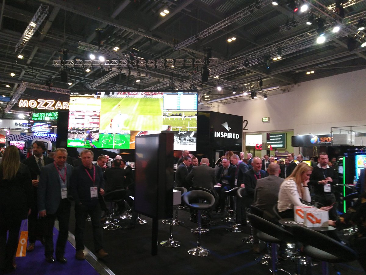 IPS_Informatica's tweet photo. Seguimos en @ICE_London_Talk con más reuniones y contactos nuevos #ips #ipsinformatica https://t.co/3zTf2KdTny