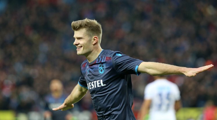  Monaco are interested in Palace striker Alexander Sorloth.They sent scouts to keep tabs on Fenerbahce striker Vedat Muriqi in the clash against Trabzonspor on Saturday, however, left impressed with Sorloth[Fanatik]  #CPFC