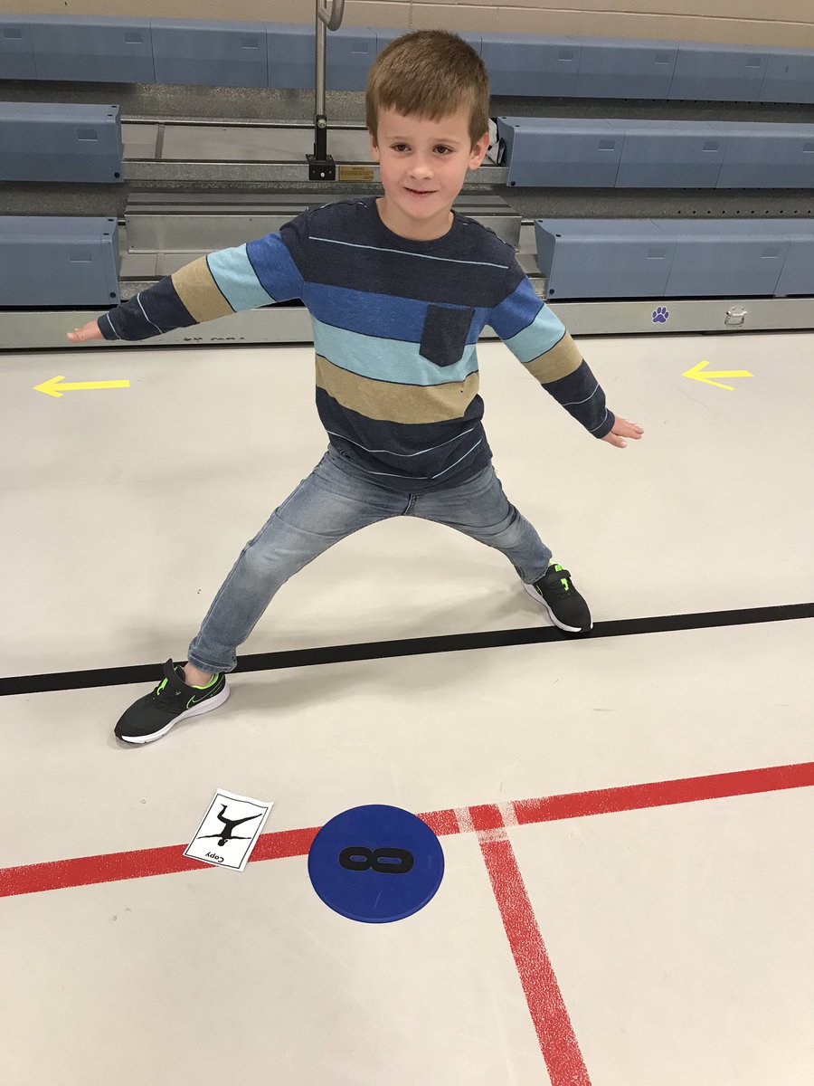 McCallPhysEd's tweet photo. We talked about shadows after Ground Hog’s Day...we copied silhouettes with our bodies! 
#GrowingGreatness #McCallElementary #HurrySpring https://t.co/9nIiFXNBhJ