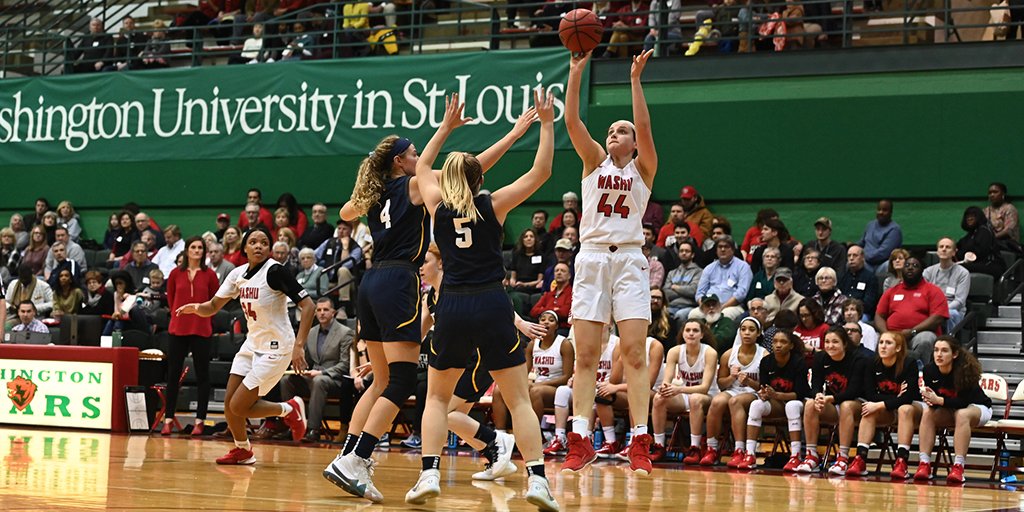WASHUBears's tweet photo. 👏 Big-time week = big-time award!

Kristina Schmelter named to @d3hoops Team of the Week after averaging 24.5 ppg and 12.5 rpg in 2⃣ wins!

➡️ Release: https://t.co/sX3ShLfu6v

#LetsGoWashU | #d3hoops https://t.co/ngnsaLtjc0
