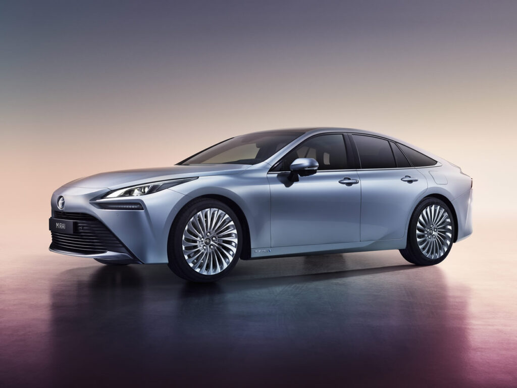 WaterstofAutoNL's tweet photo. Tweede generatie Toyota Mirai zet volgende stap in mobiliteit op waterstof - https://t.co/dnvJGlGNdE #waterstofauto https://t.co/ReYfmW4ZhD