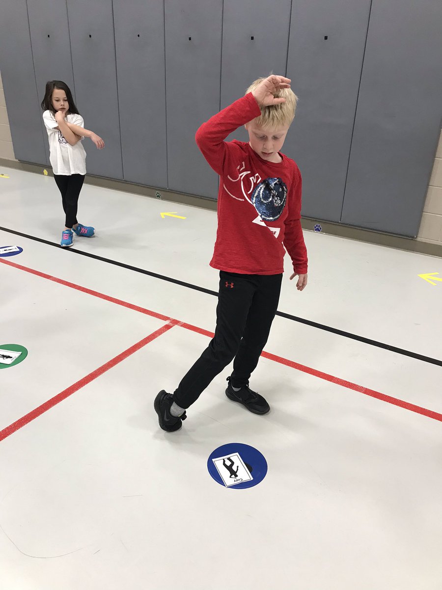 McCallPhysEd's tweet photo. We talked about shadows after Ground Hog’s Day...we copied silhouettes with our bodies! 
#GrowingGreatness #McCallElementary #HurrySpring https://t.co/XeBP6rdU8d