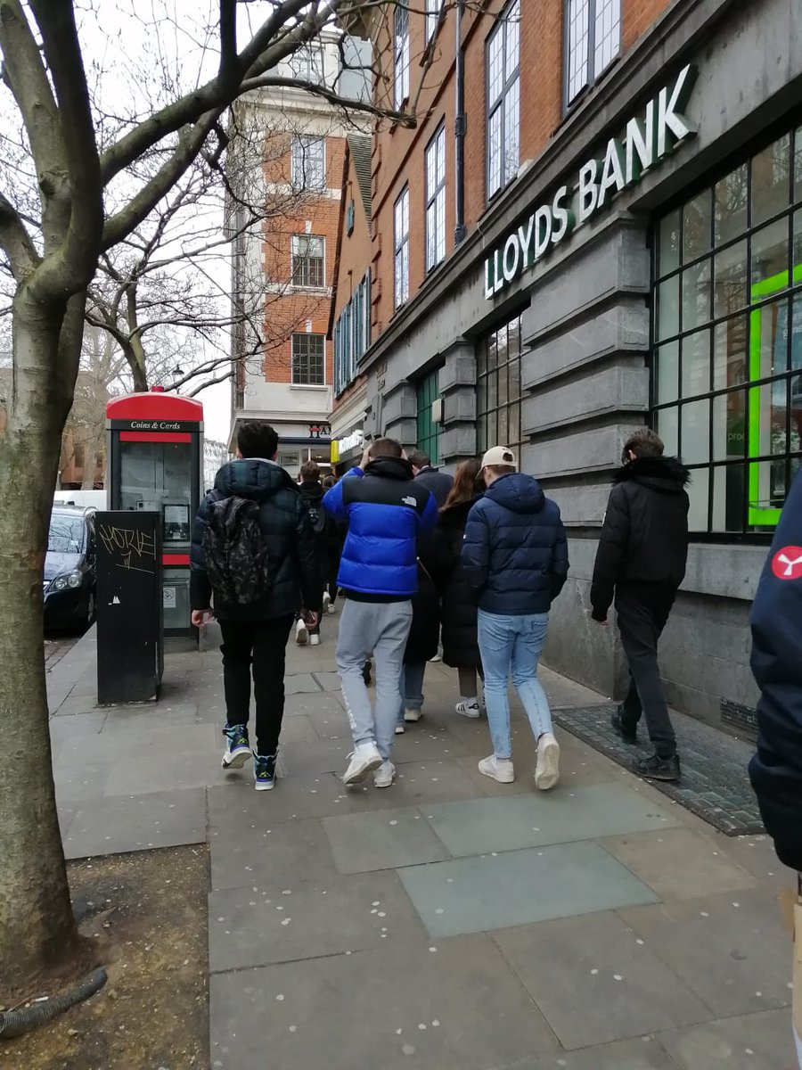 All the cool kids are getting their calculators signed and enjoying a #mathsfest day out in London.