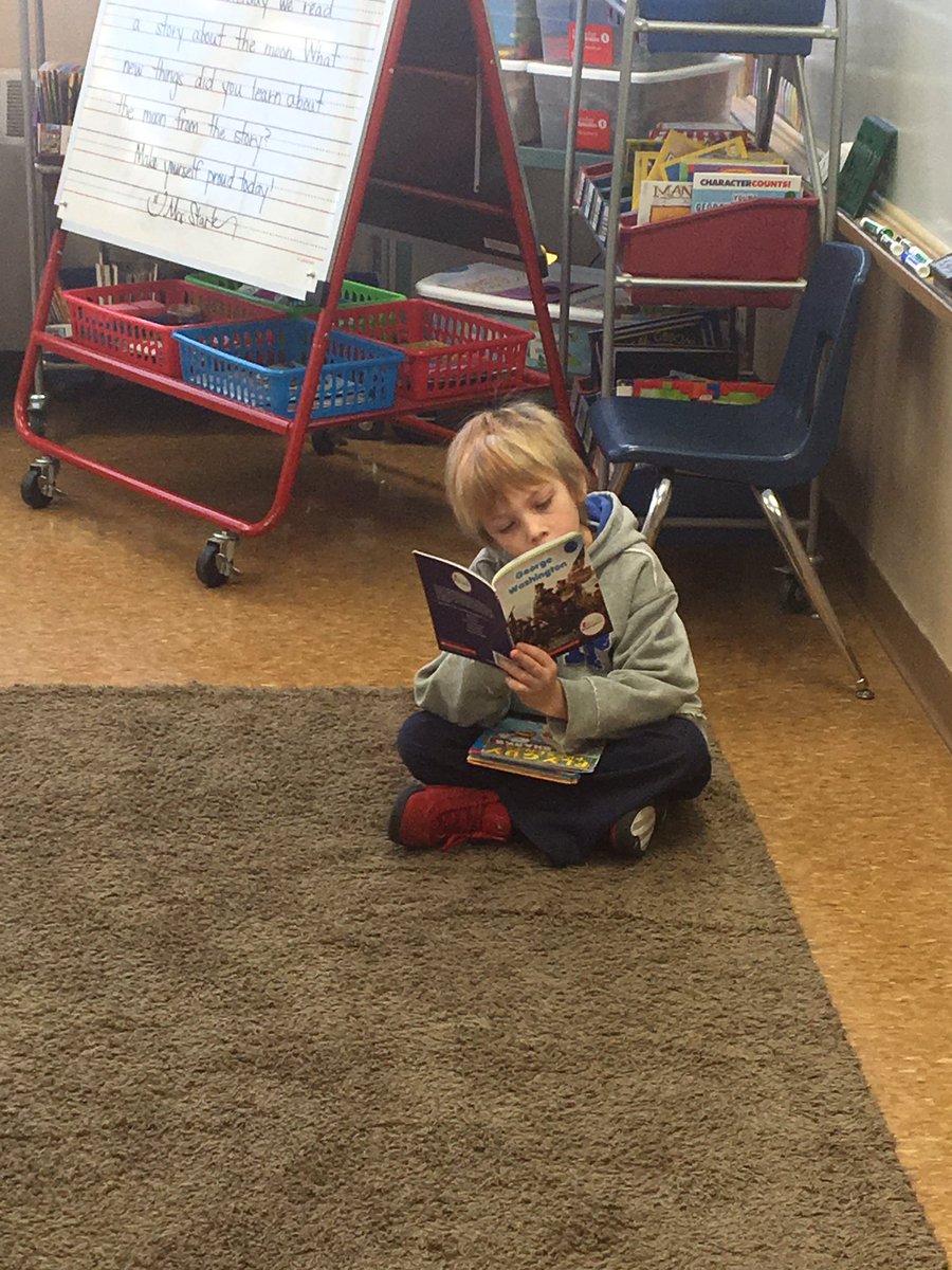 cstarkCF's tweet photo. Our favorite part of the day! Read Like a Knight Month! #whatmakesKWgreat @KWESPrincipal https://t.co/emcNCwZyPx
