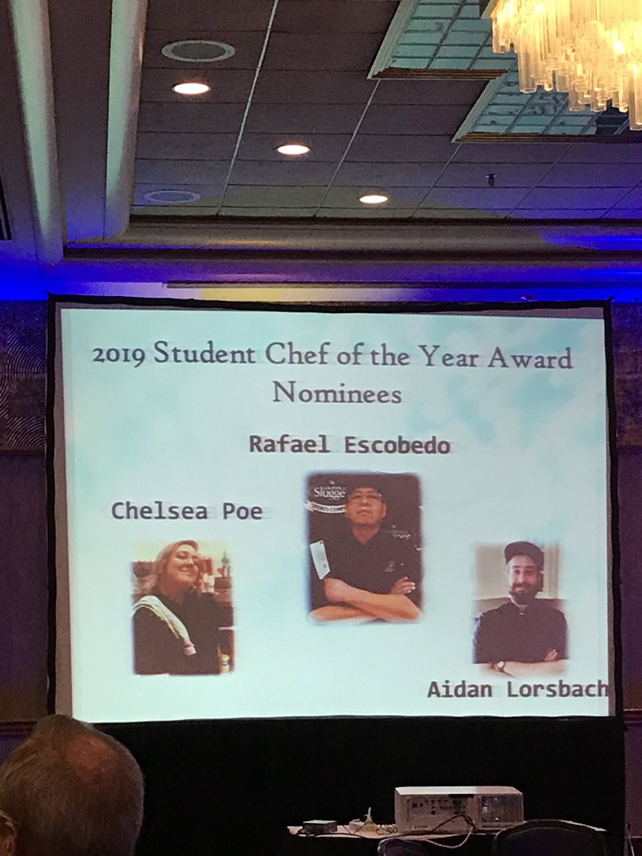 KBinard's tweet photo. A great night celebrating #studentsuccess with ⁦@IllinoisCentral⁩ - recognizing the student chef of the year from ICC! https://t.co/5v8ERpvZKv
