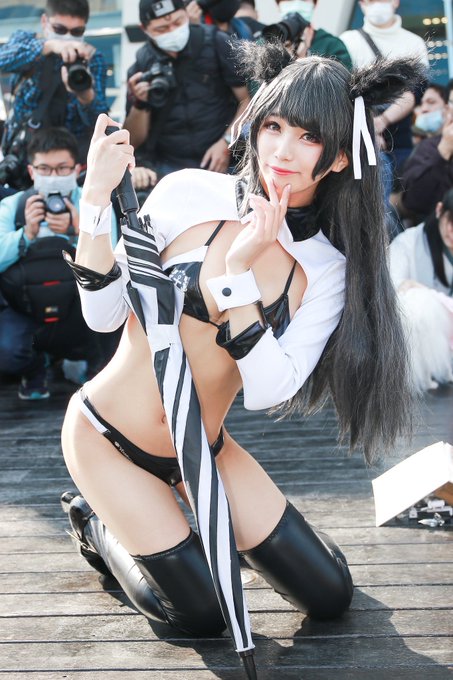 Twitterのコスプレ画像18