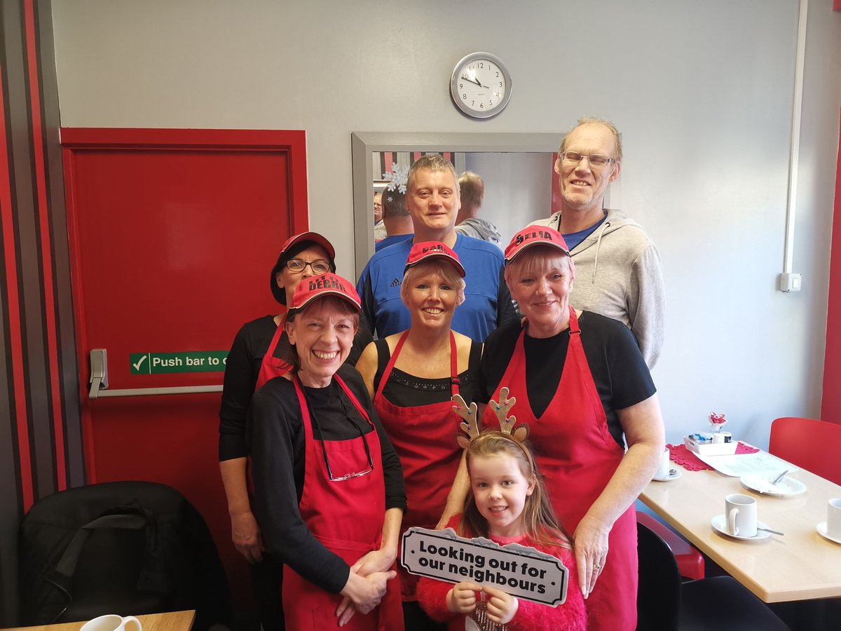 WYpartnership's tweet photo. Thank you for looking out for #OurNeighbours and helping to reduce loneliness and social isolation in your local community. Please share your story to inspire others - small actions can make a huge difference: https://t.co/fwEDLtOIk9 https://t.co/aKPJCbMoxp