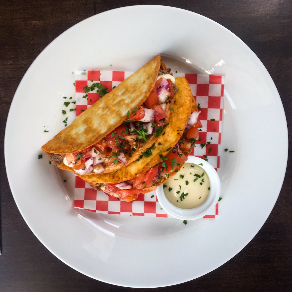 Donair Tacos... just in time for Taco Tuesday! Donair meat recipe by <a href="/chefcraigflinn/">Craig Flinn</a> with crispy spiced taco shells, pico de gallo and classic donair. This week’s lunch sammie special. Lunch 11:30 am -3:00 daily.🌮🌮🌮🌮#tacos #tacotuesday #donair #Dartmouth #DartmouthCrossing