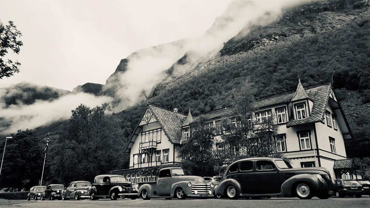TheHyper_E's tweet photo. Some things are just timeless and beautiful. Enough said.

Join us: https://t.co/G13WuU69gC

More: https://t.co/7CJgr9WkUD

#Cars #ClassicCars #FutureCars #TheHyperE #automobiles #SuperCars #Environment #CarbonFootprint https://t.co/eerH4mjNli