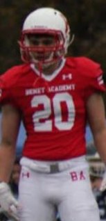 DeepDishFB's tweet photo. NEW THIS MORNING #IHSA
Meet Benet Linebacker Class Of 2021 Will Benish
@willbenish9 
@BenetRedwingFB 

LINK:
https://t.co/c4gzgbKPPm https://t.co/PgvcYKgzCf