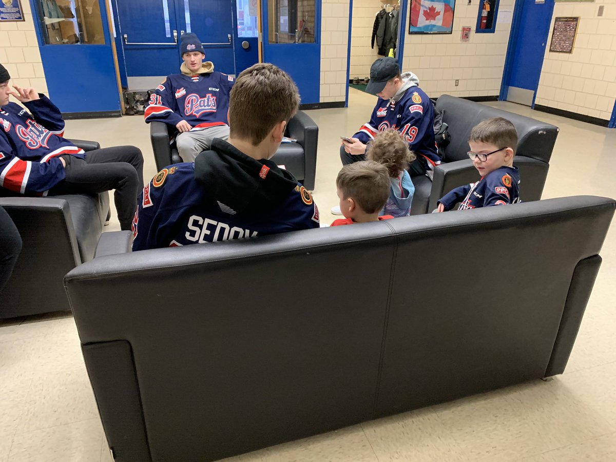 Books, Bagels and <a href="/WHLPats/">Regina Pats</a> - it’s a great start to a chilly Tuesday morning! Merci to our SCC for putting this on!