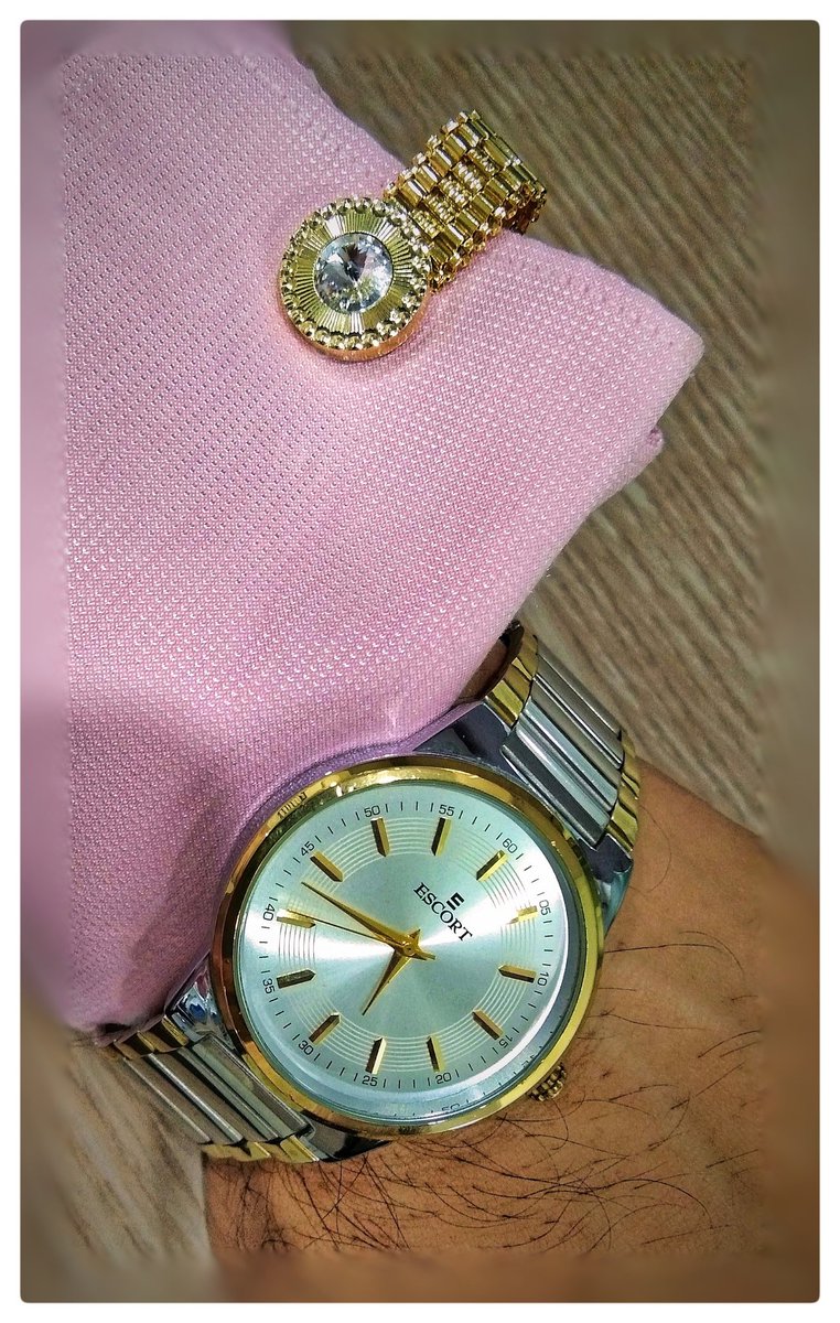 DhirenRanjit's tweet photo. #classicswag #cufflinkstyle #cufflinks #watch #cufflinksdesign #cufflinksformen #cufflinkswag #pinkshirtday #pinkshirt @WatchEscort #escortwatches https://t.co/A2JqWHDWhZ
