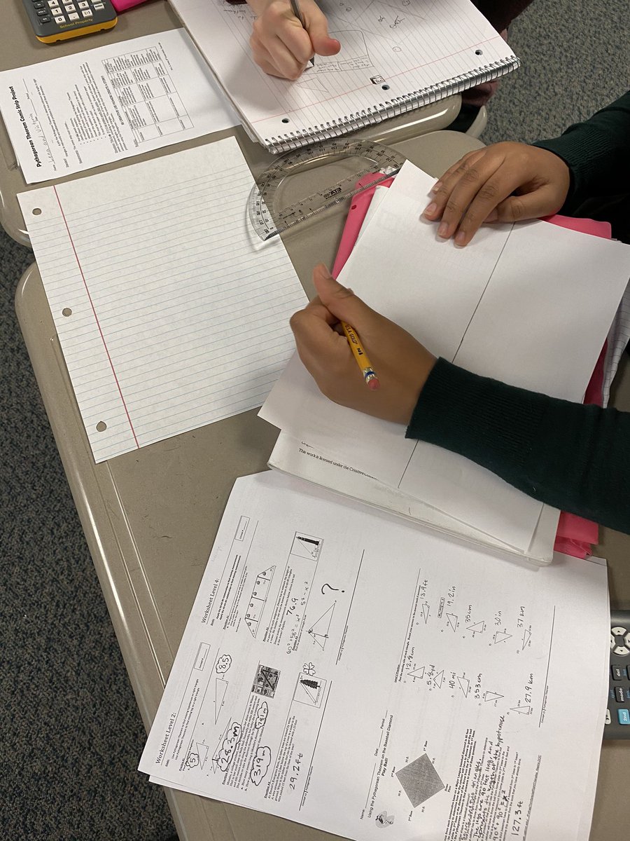 MsNewman_Math's tweet photo. Creating a comic strip with a problem that can only be solve by Pythagorean #pythagoreantheorem #math1 #ECMS #gameonIMPS https://t.co/XCBt0dskAP