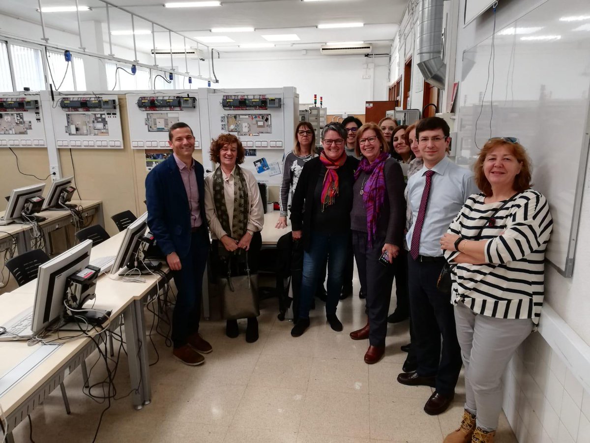 ocupaciocat's tweet photo. ✅ Es constitueix el Consell Social del Centre d’Innovació i Formació Ocupacional (CIFO) de Sant Feliu de Llobregat.

L'encapçala la directora del #SOC, 
@AriadnaRectoret. L'integren representants de la Generalitat, l’Estat i les organitzacions empresarials i sindicals. https://t.co/oOO8hqvoGE