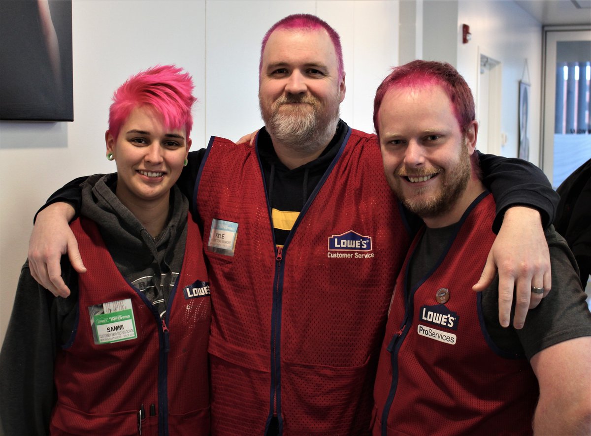 LowesCanadaCorp's tweet photo. Yesterday was @HairMassacureNA’s Pinking Day. To support @Childrens_Wish and #TERRYFOXPROFYLE, 120 employees from our network decided to #gopink.
We are thrilled to see our teams in Alberta come together to make a difference in their communities!
#thisishowwefight https://t.co/03kjkdXDaA