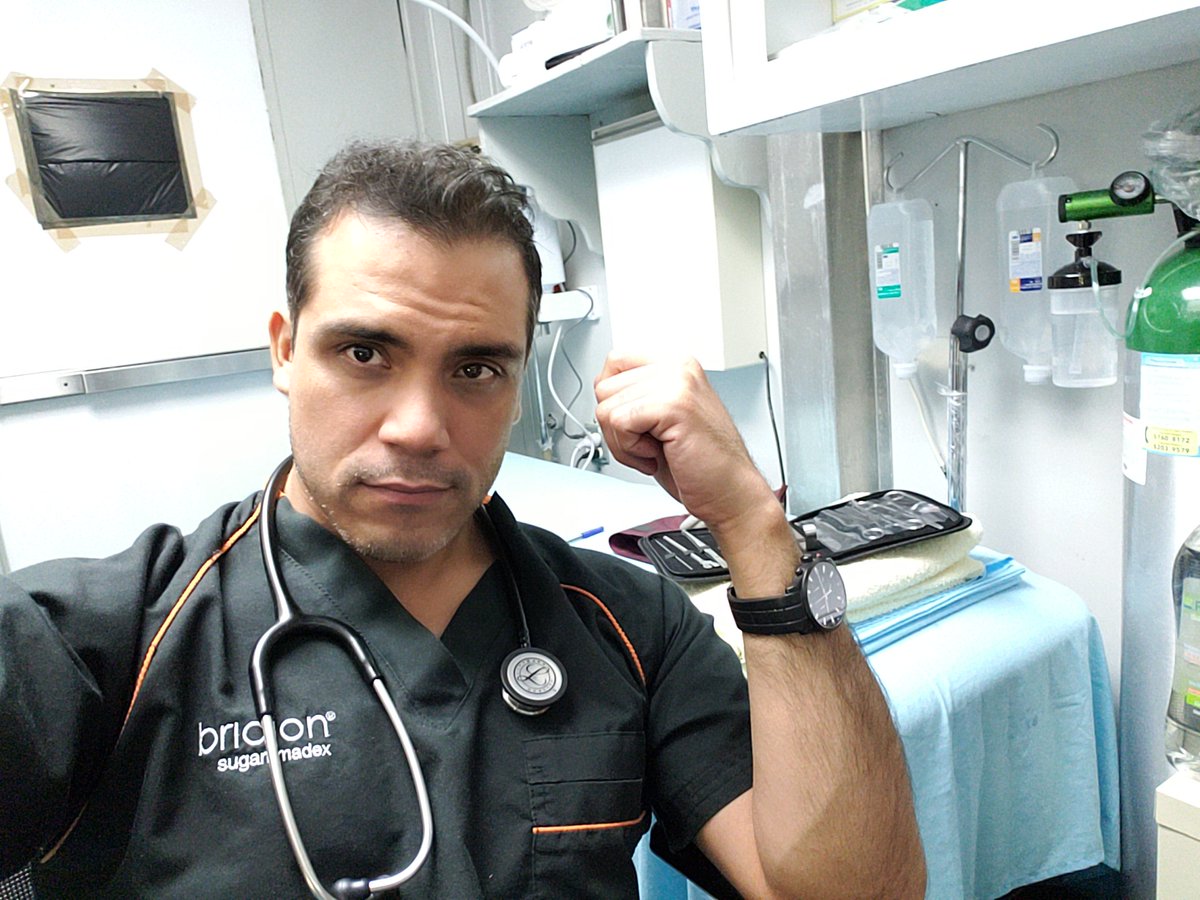 Reidou_Conras's tweet photo. Mi nuevo consultorio petit!
#offshore #doctors #Work #Mase802 #happy #cooltime #seriousboy #Physician https://t.co/CjTTzKTtSS