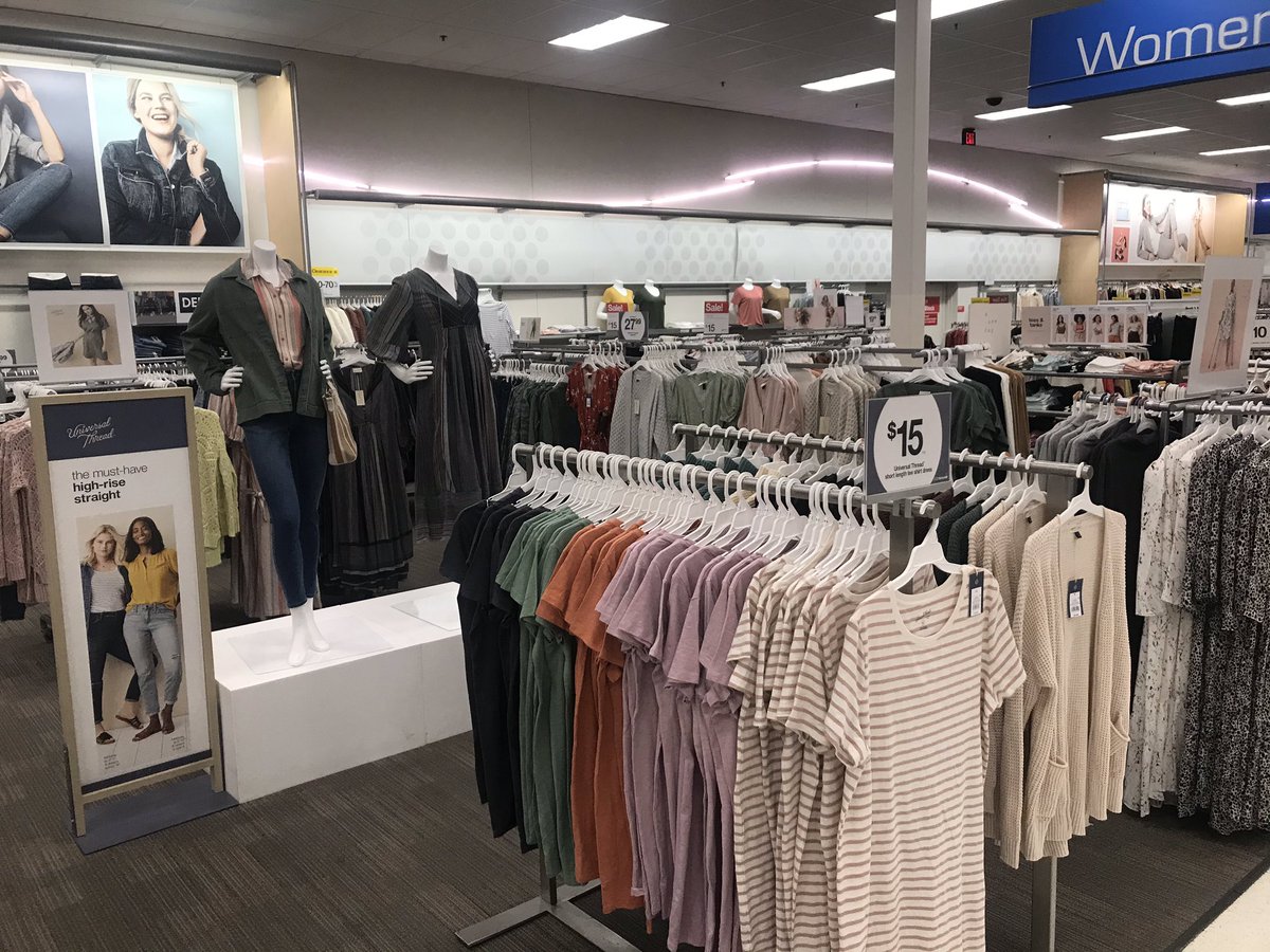 #SDroutines walking Universal Thread!  <a href="/Summer_K_W/">Summer Hickok</a> <a href="/jamaal_edwards/">Jamaal Edwards</a> <a href="/settoselltarget/">Heather Fountain</a>