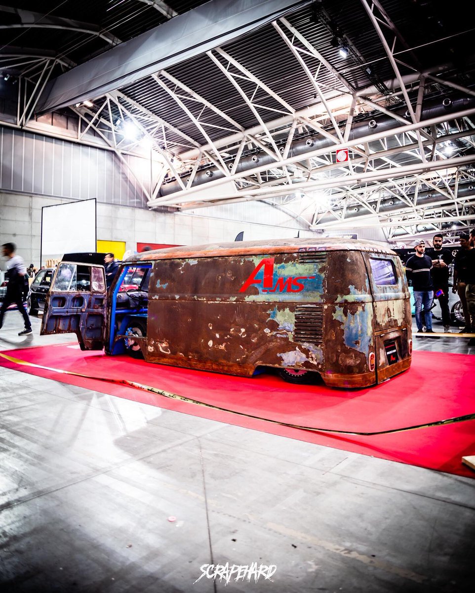 VAGforce's tweet photo. VAG Force at Expo tuning Torino #eurpscrapers #scrapehard #vagforce https://t.co/txXTRBjOv4
