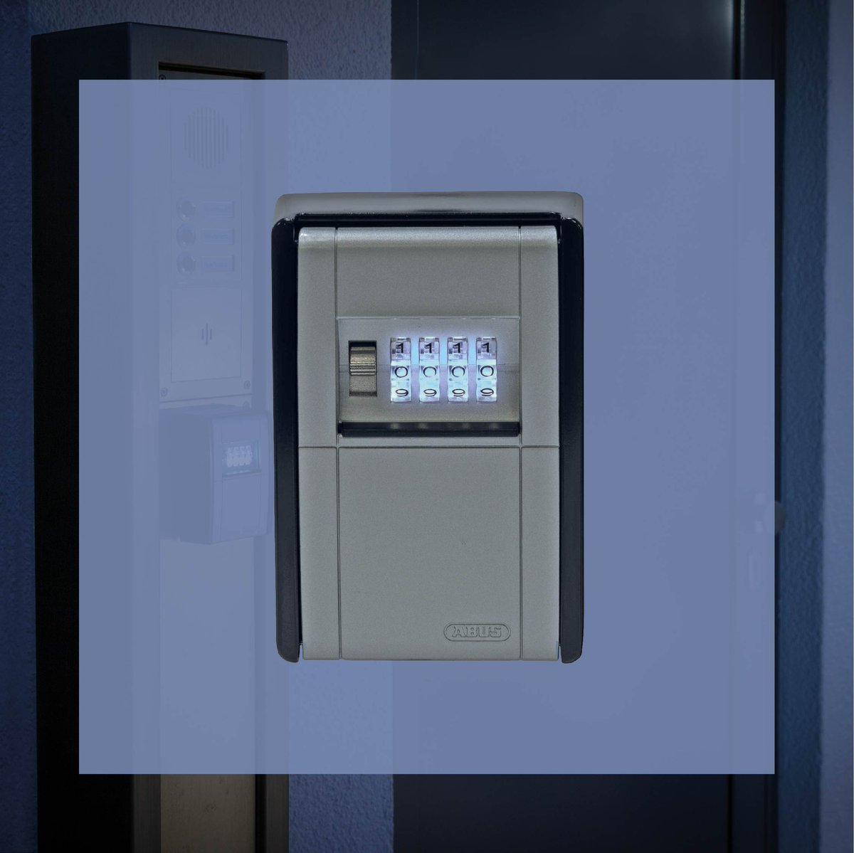 abus_es's tweet photo. #KeyGarage™ es la mejor opción cuando diferentes personas han de tener acceso controlado a llaves u otros elementos, por ejemplo en pisos vacacionales, empresas, comunidades etc. Además, la versión #KeyGarageLED™ ayuda a la legibilidad del código en situaciones con poca luz. https://t.co/XCVQTl92XG