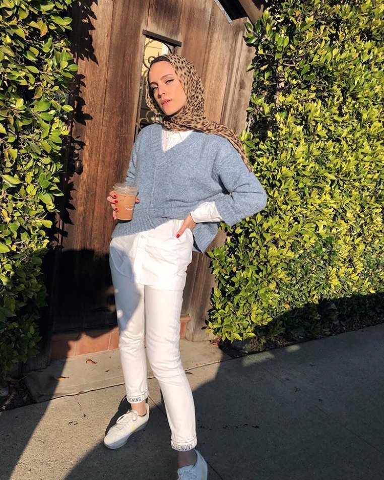 Catching rays and sipping coffee is even better in our Wool Blend Boiled V

📸: @mademoisellememe