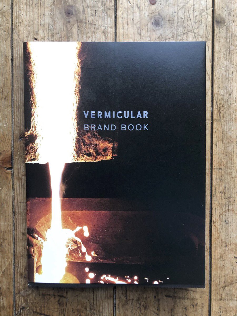 aritakatadayuki's tweet photo. ほぼ一年がかりで撮影した名古屋の鋳物ブランド「VERMICULAR」 の公式ブランドブックが発売されました。写真を担当しております。
#portrait #photography #albertadria #有高唯之 #aritakatadayuki #VERMICULAR #JeromeQuilbeuf #wagyumafia #堀江貴文 #はっこく #生江史伸 #tetsuyahagi https://t.co/SOhL6SFilS