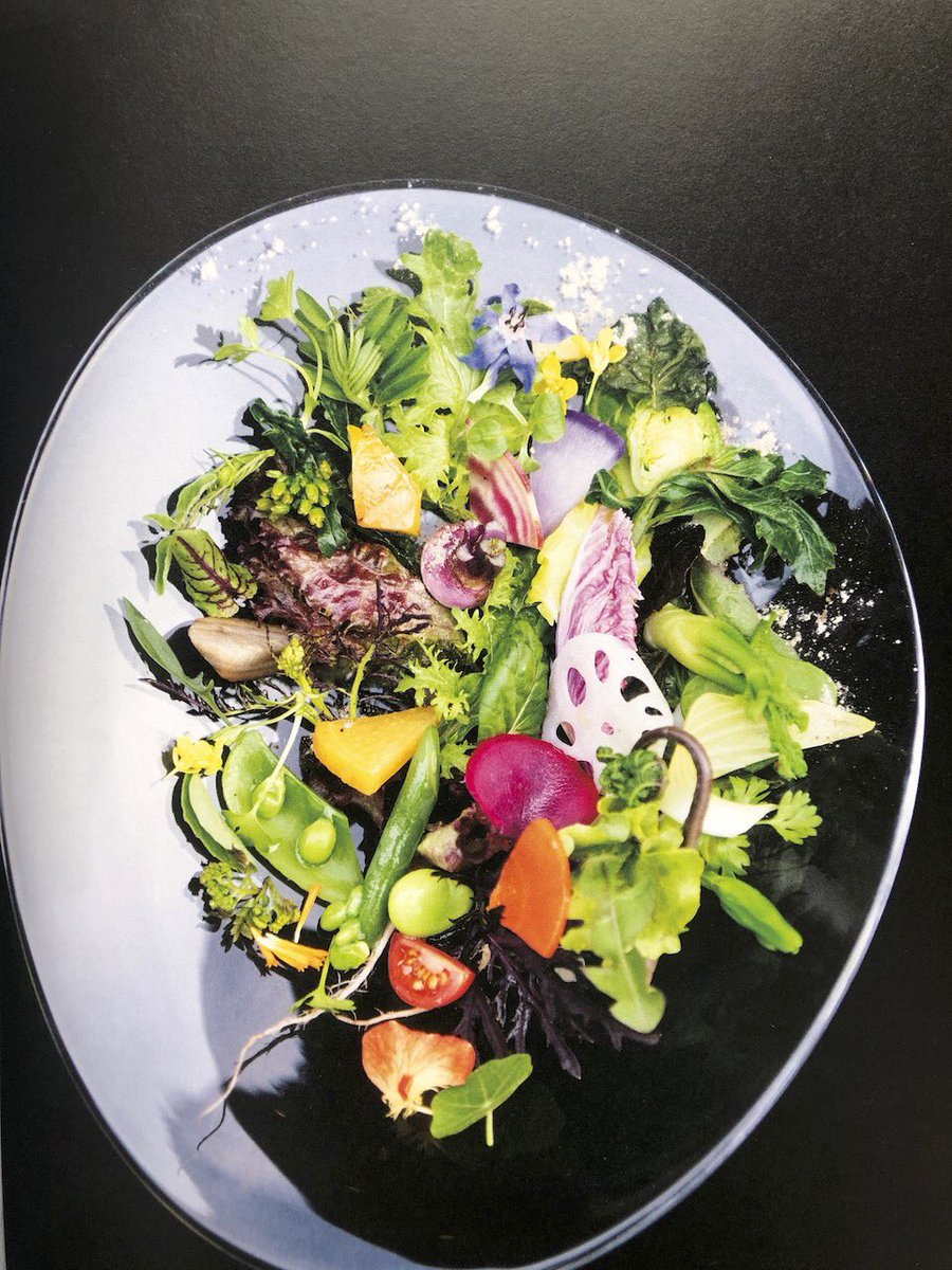 aritakatadayuki's tweet photo. ほぼ一年がかりで撮影した名古屋の鋳物ブランド「VERMICULAR」 の公式ブランドブックが発売されました。写真を担当しております。
#portrait #photography #albertadria #有高唯之 #aritakatadayuki #VERMICULAR #JeromeQuilbeuf #wagyumafia #堀江貴文 #はっこく #生江史伸 #tetsuyahagi https://t.co/SOhL6SFilS