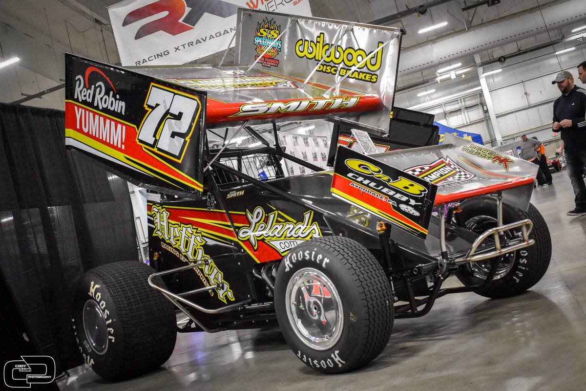 DarrPhotography's tweet photo. @RyanSmithRacing
.
@RedRobinRacing
.
@HeffnerRacing
.
.
.
#racingxtravaganza #sprintcar #redrobinracing #heffnerracing https://t.co/zBTFsh6gzf