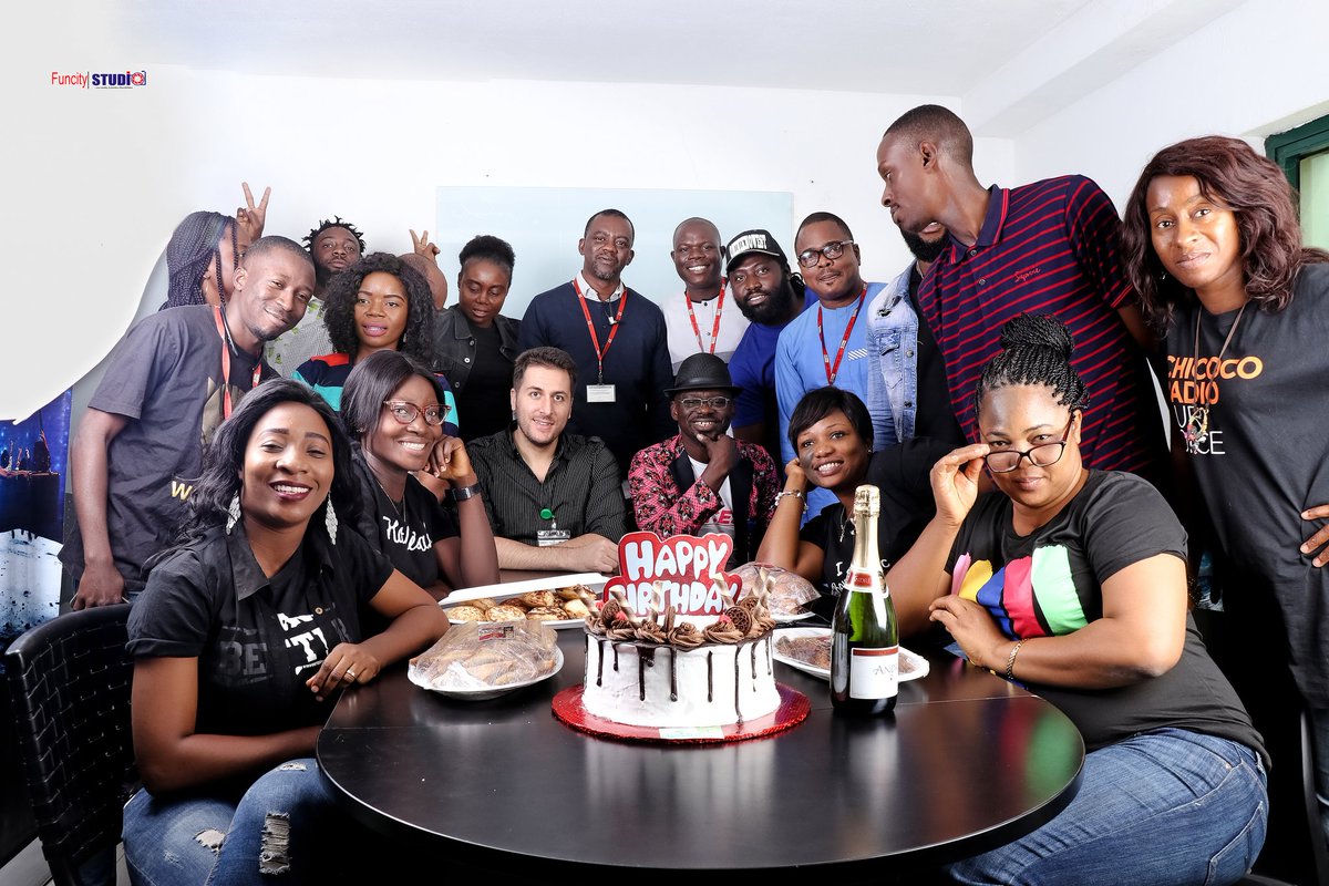 McBluetoothCCFR's tweet photo. On the 31st of Jan we started out with celebrating the birthday babies
Ps; old people everywhere lol
Tag anyone you see here
#staffweek #cwistaffweek
#Coolfmclubinvasion #clubinvasion
S/o to #bchops and #Exquisitecakeshop https://t.co/YseyagLJcH