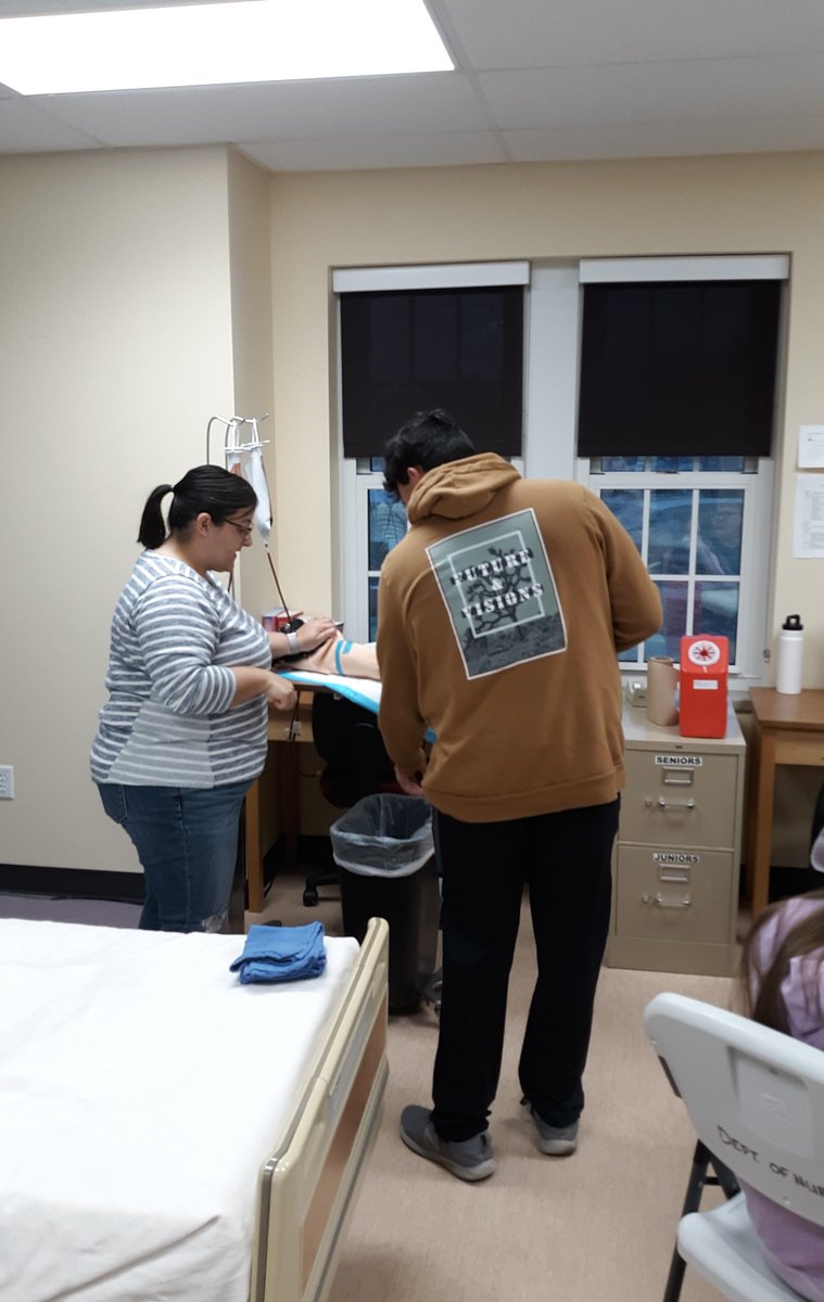 mickrichard89's tweet photo. NHS Health Science students visited Bethel today to learn about newborn assessment and to practice IV insertion.  @Railer_Health Railer_ https://t.co/V4tnqNDZQ1