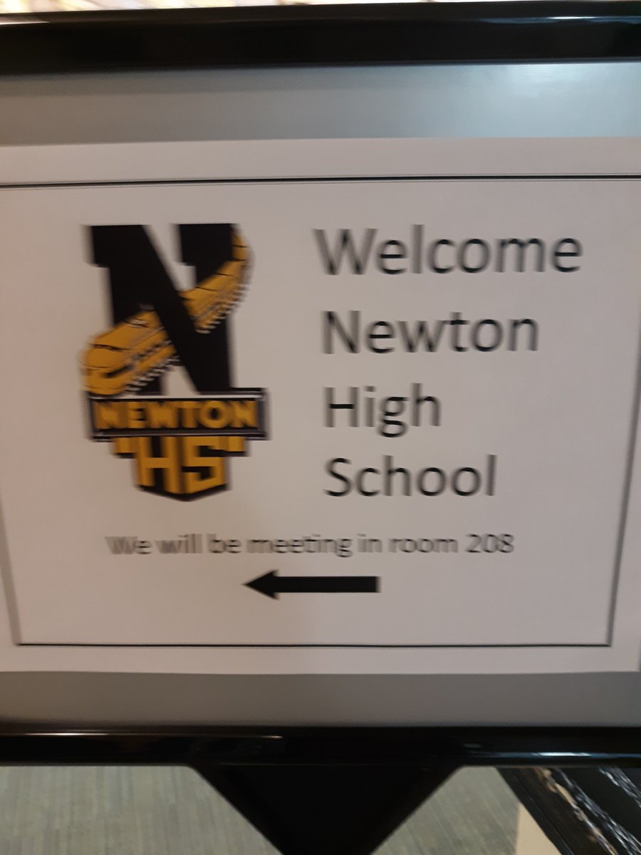 mickrichard89's tweet photo. NHS Health Science students visited Bethel today to learn about newborn assessment and to practice IV insertion.  @Railer_Health Railer_ https://t.co/V4tnqNDZQ1