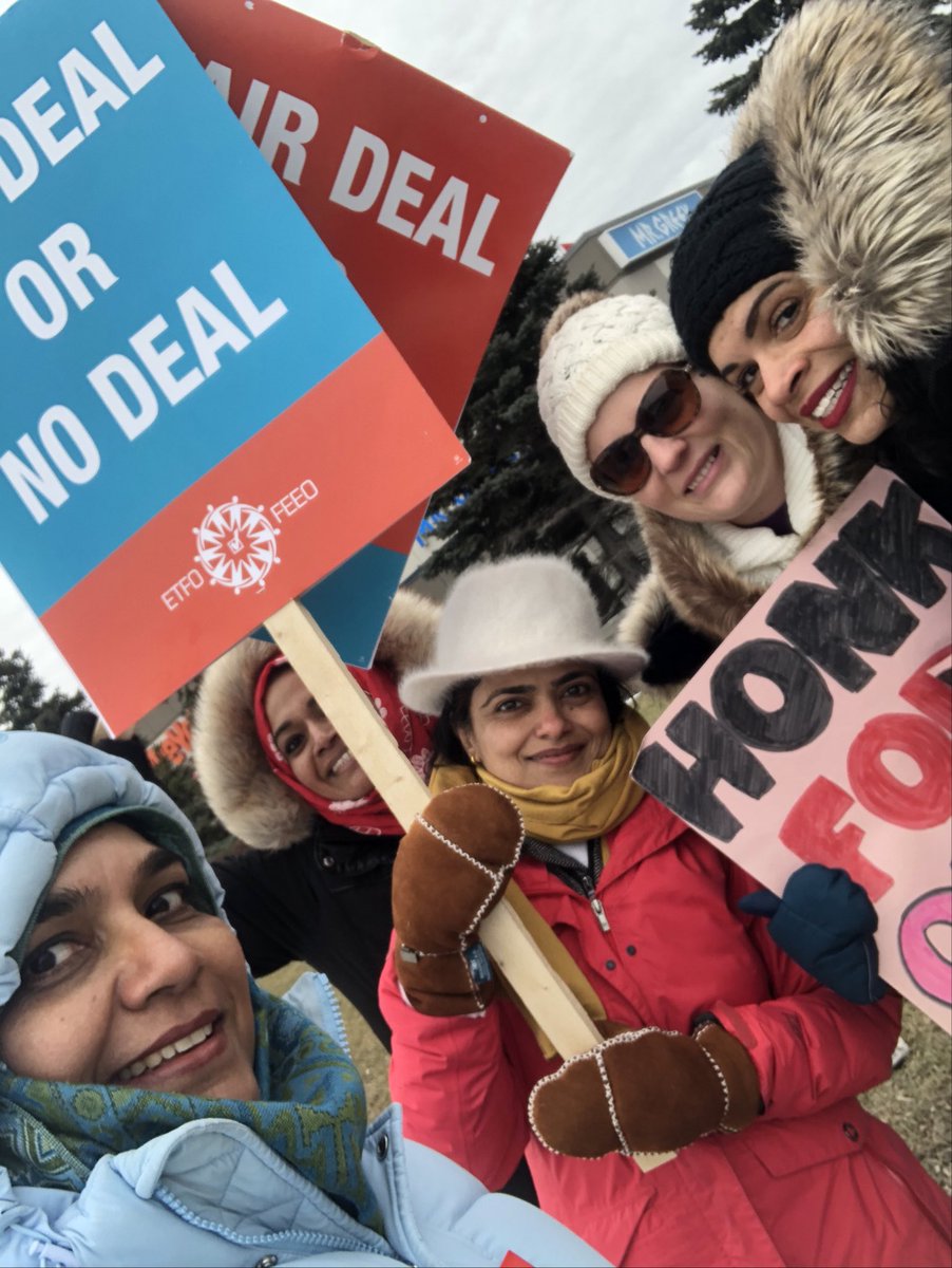 RoziQF's tweet photo. #Istrikebecause #cutshurtkids ⁦@SIBpeel⁩ https://t.co/fSDdbMgE4I