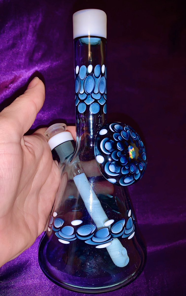 GardenOfBoro's tweet photo. Heard yall like @nightwlf_ 👀 would yall show out for this waffle? Comes with matching bubble. 10mm removeable downstem. BRAND NEW https://t.co/JkNoZyTQB8