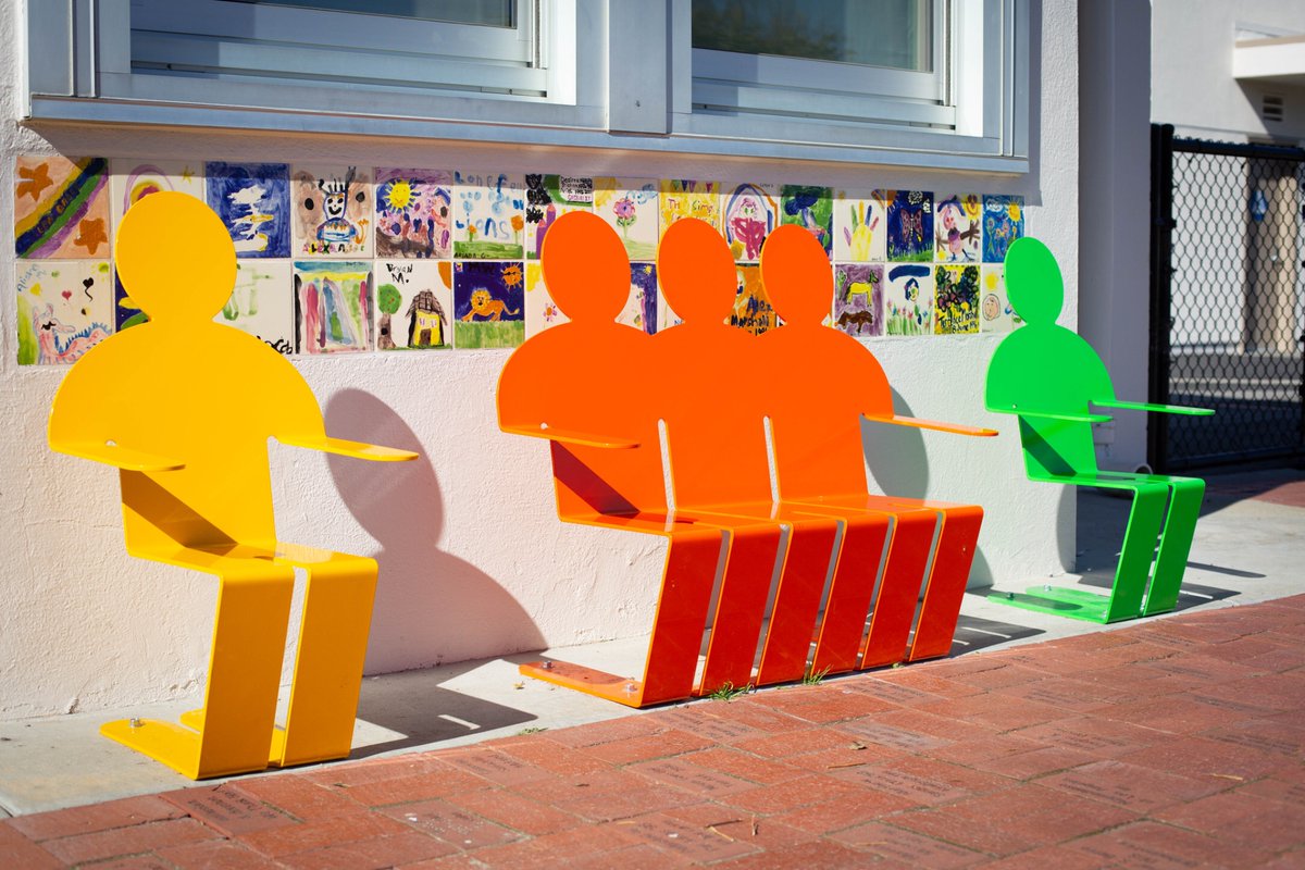 LBLongfellowPTA's tweet photo. A huge THANK YOU to Stickmanpark for donating chairs and a bench for the kindergarten playground. 

TK and kinder students have been enjoying the playful, modern seating. 
#stickmanpark #parkbench #community #bixbyknolls #longbeach #doinggoodthingsforkids https://t.co/j9ERy5qxpn
