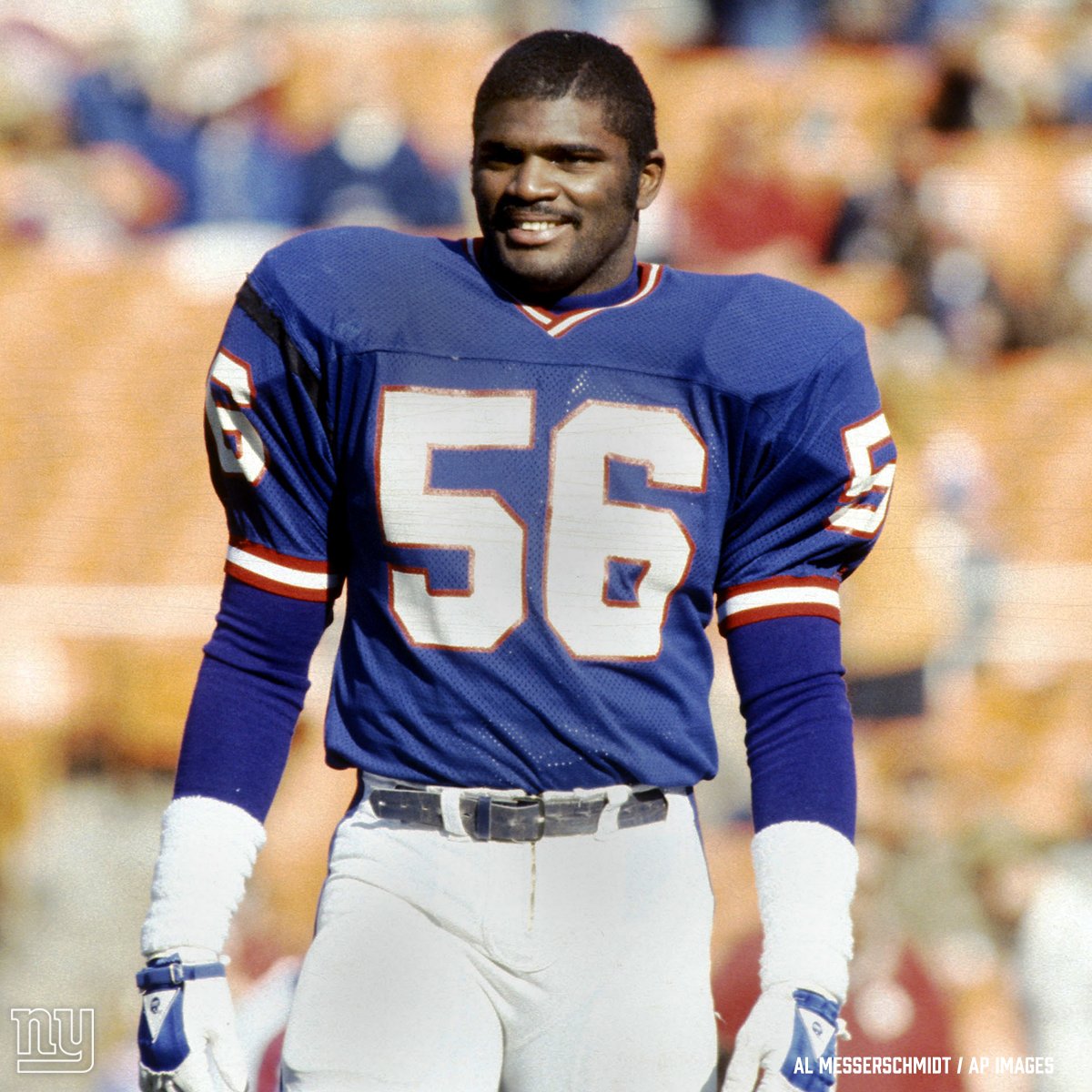 Happy birthday to the last defensive player to win MVP - LT, Lawrence Taylor.

(via 
