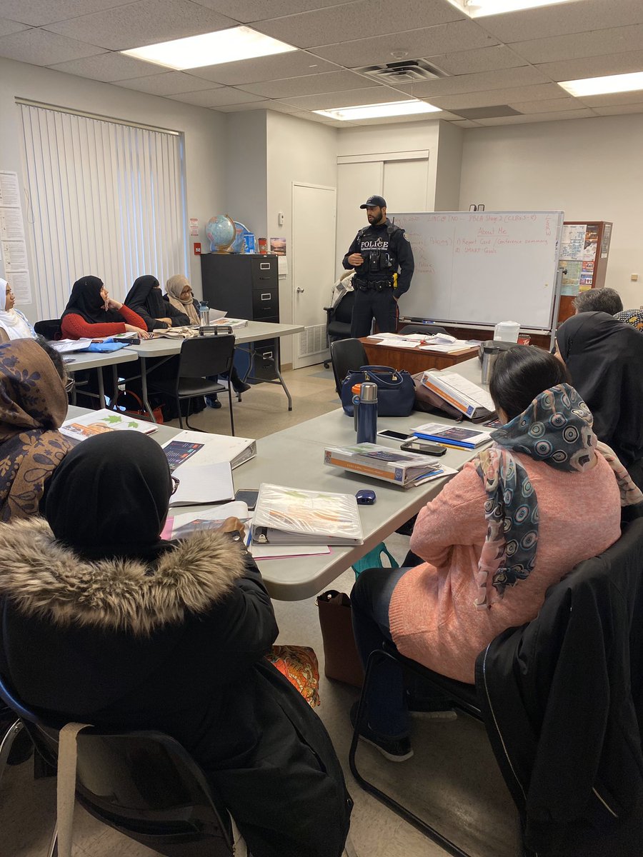Officer Farhan (@officerfarhan) on Twitter photo At <a href="/TNOtoronto/">TNO-THE NEIGHBOURHOOD ORGANIZATION</a> this morning delivering a presentation to new members of the Thorncliffe community. Building relationships through informative conversation & providing insight on how we conduct our business as Police Officers in Canada. 👮🏽‍♂️🇨🇦 #lesm #torontopolice #communitypolicing At <a href="/TNOtoronto/">TNO-THE NEIGHBOURHOOD ORGANIZATION</a> this morning delivering a presentation to new members of the Thorncliffe community. Building relationships through informative conversation & providing insight on how we conduct our business as Police Officers in Canada. 👮🏽‍♂️🇨🇦 #lesm #torontopolice #communitypolicing
