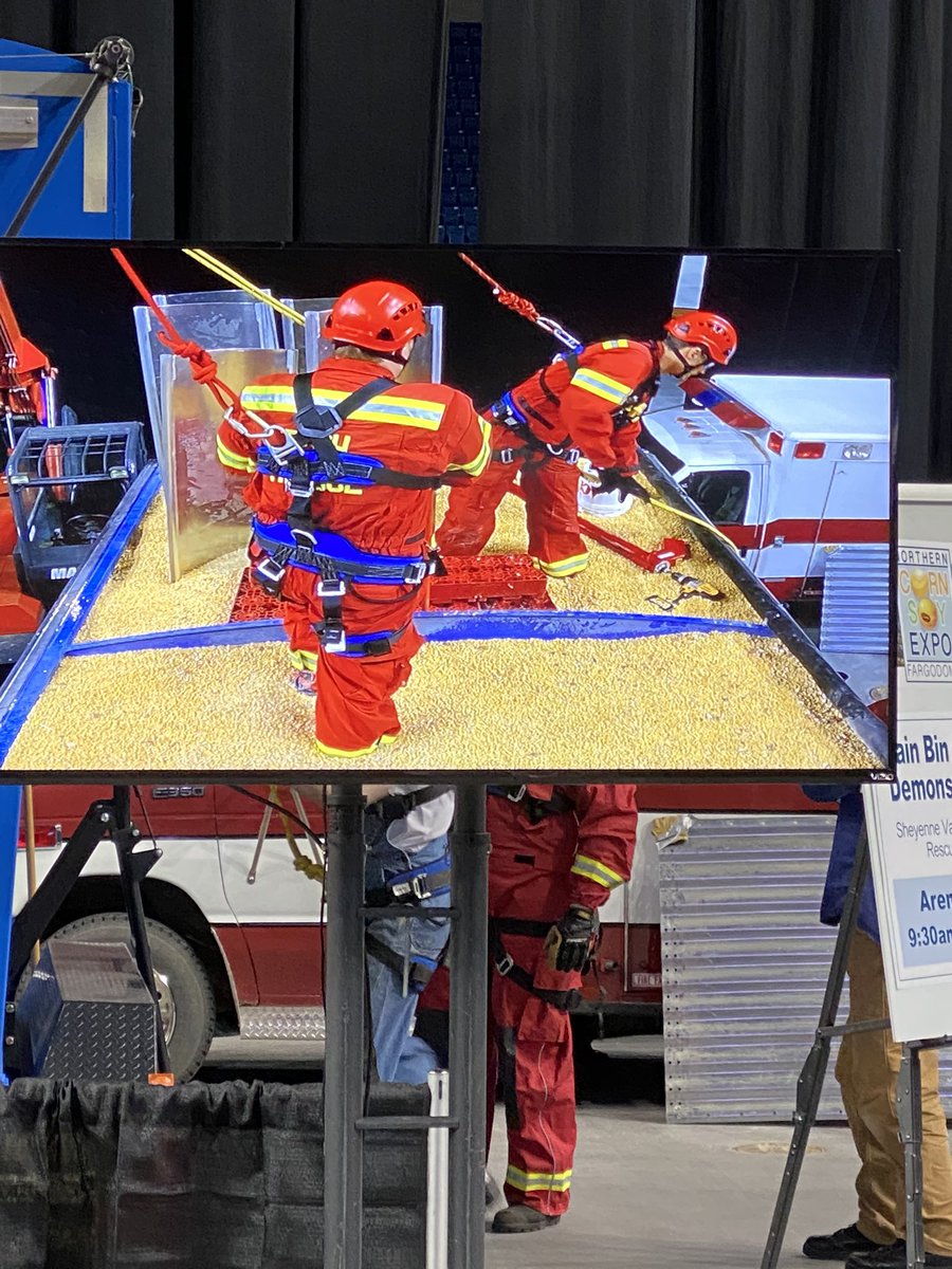 SarahHallGanje1's tweet photo. Attended the grain bin extraction demo at #NDCornSoyExpo20.  Very sobering. Please note the guys doing the demo are volunteer firefighters. @ndcorn @NDSoybean @NDSoyGrowers https://t.co/f3pdwXf9wH