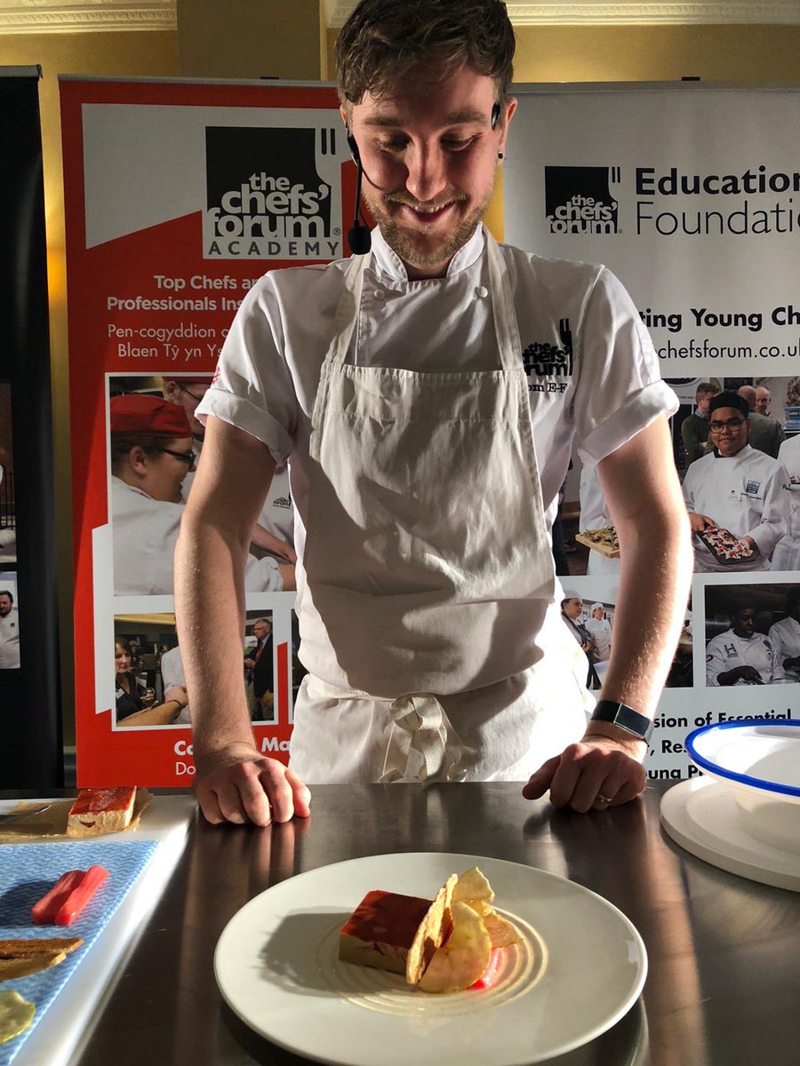 <a href="/Tef_Patisserie/">Tef Patisserie</a> is new to Twitter and a Chefs’ Forum hero- Teaching in The Chefs’ Forum Academy and helping out with Hospitality Industry Taster Days for GCSE students- Please give him a follow! #pastrychef <a href="/thornburycastl/">ThornburyCastleHotel</a>