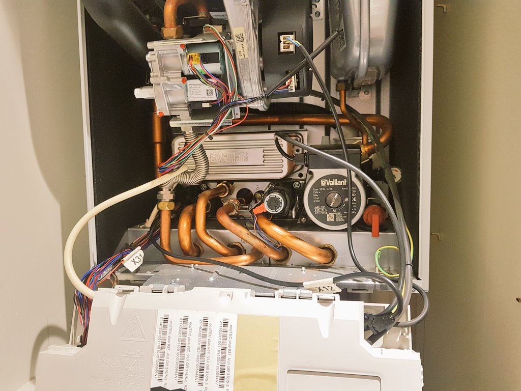 DrBoilers's tweet photo. Beauty is a combination of qualities

One cannot deny that certain things feel aesthetically pleasing but without quality behind that form, there is no beauty there #GasDream 🔥 #TeamVaillant #5thService #ComfortZone #Advance

@vaillantuk @Vaillant_es https://t.co/wJopeYbpWl