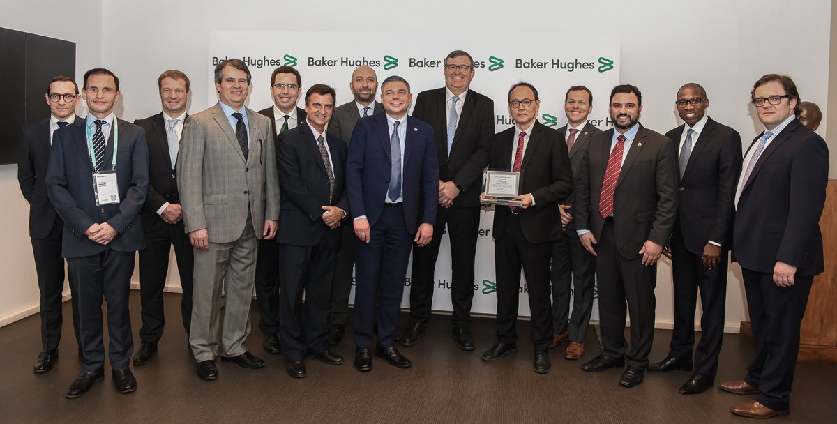 bakerhughesco's tweet photo. Today, we celebrated multiple flexible pipes and wireline services contracts at #BHAM2020, signed last year with @petrobras . The contracts represent more than 300km of flexible pipes and the expansion of wireline operations in Brazil. #energyforward #wearebakerhughes https://t.co/XsEuW55K9X