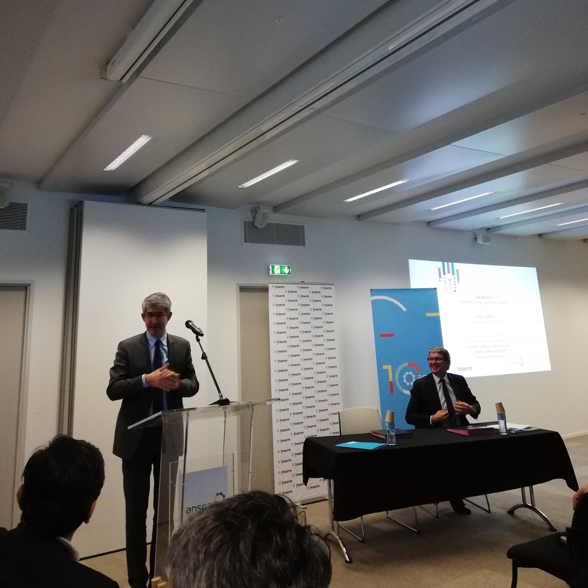 Signature de la convention de partenariat entre <a href="/Anses_fr/">Anses</a> et l'<a href="/Inserm/">Inserm</a>, une nouvelle étape dans notre collaboration sur des sujets de #sante et #environnement #LaSciencePourLaSanté