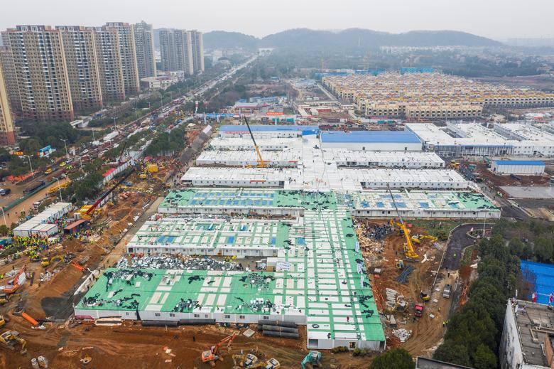 escondidos's tweet photo. An aerial view shows the newly completed #Huoshenshan Hospital, a dedicated hospital built in 8 days to treat #coronavirus patients, in #Wuhan, Hubei province, #China. https://t.co/ntffgmgZZT