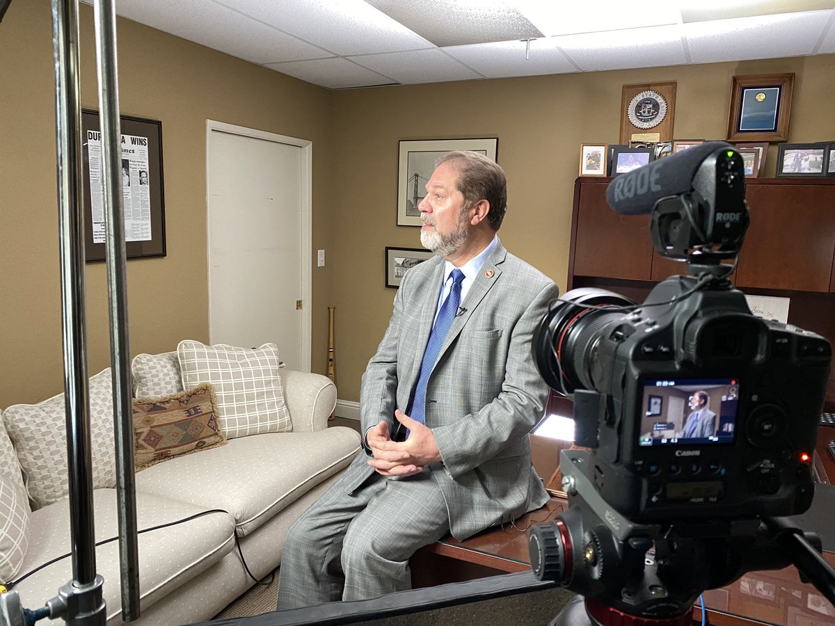 Stevepn85's tweet photo. On location filming ⁦@SenatorMoorlach⁩ as he speaks about the issues affecting the citizens of California. ⁦@TimSClark⁩ https://t.co/fYdGfwEt0O https://t.co/5CWDlDr7L4
