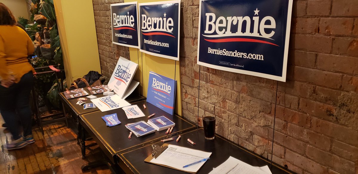 OurRevolutionCT's tweet photo. We had an great time at our Iowa "Results" Watch party last night in #Middletown. 90+ people turned out to watch the caucuses with us, hear from @bdflorsheim and the other Mtown endorsers, and sign up to join our efforts in CT.

#ctforbernie https://t.co/9CRXjGrds1