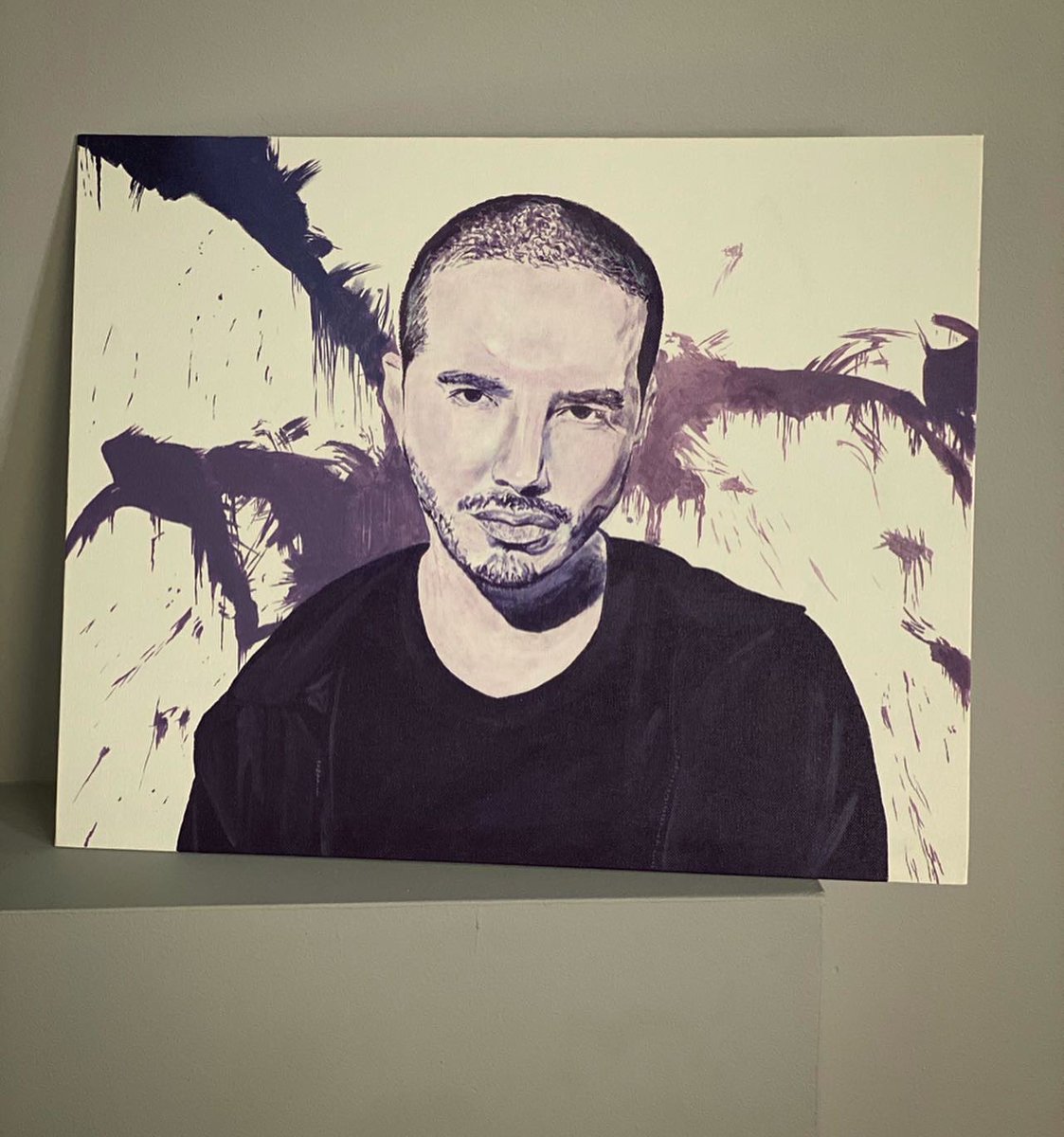Jsanchez_of's tweet photo. 🟪☮️Retrato de @jbalvin ☮️🟪 El parsero 🇨🇴 hecho con pintura, differentes colores de Morado
Portrait of @jbalvin made with different tones of purple.
#jsanchez #jhairart #vibras #ahora #machika #morado #art #artist #artwork #wshh #insiderart #artsy #jbalvin #colombia https://t.co/JZGyvzJXdj