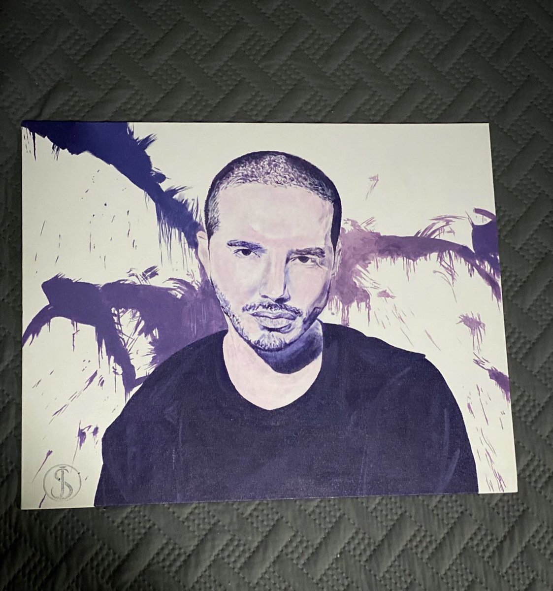 Jsanchez_of's tweet photo. 🟪☮️Retrato de @jbalvin ☮️🟪 El parsero 🇨🇴 hecho con pintura, differentes colores de Morado
Portrait of @jbalvin made with different tones of purple.
#jsanchez #jhairart #vibras #ahora #machika #morado #art #artist #artwork #wshh #insiderart #artsy #jbalvin #colombia https://t.co/JZGyvzJXdj