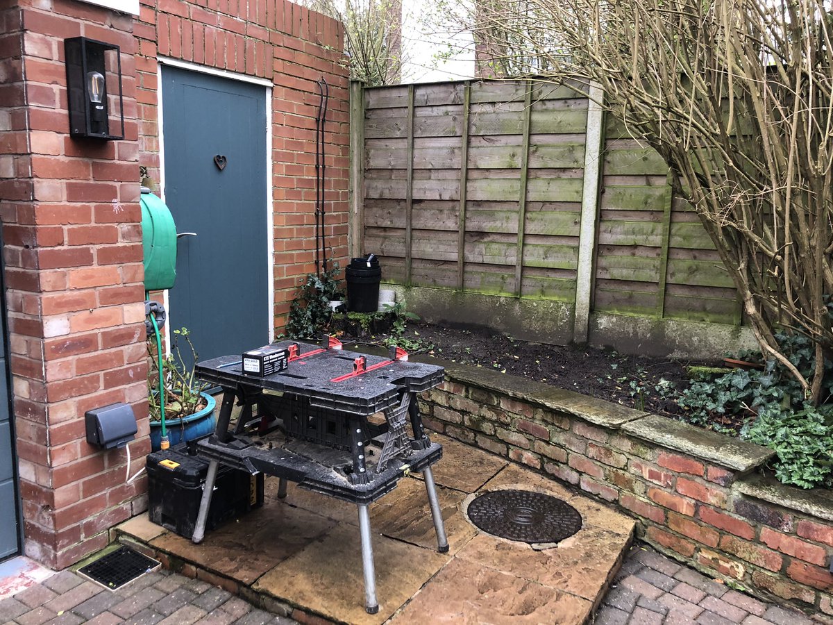 knutshandyman's tweet image. Today’s job creating this bespoke Log Store #logstore #wilmslow #handymanwilmslow #drywood