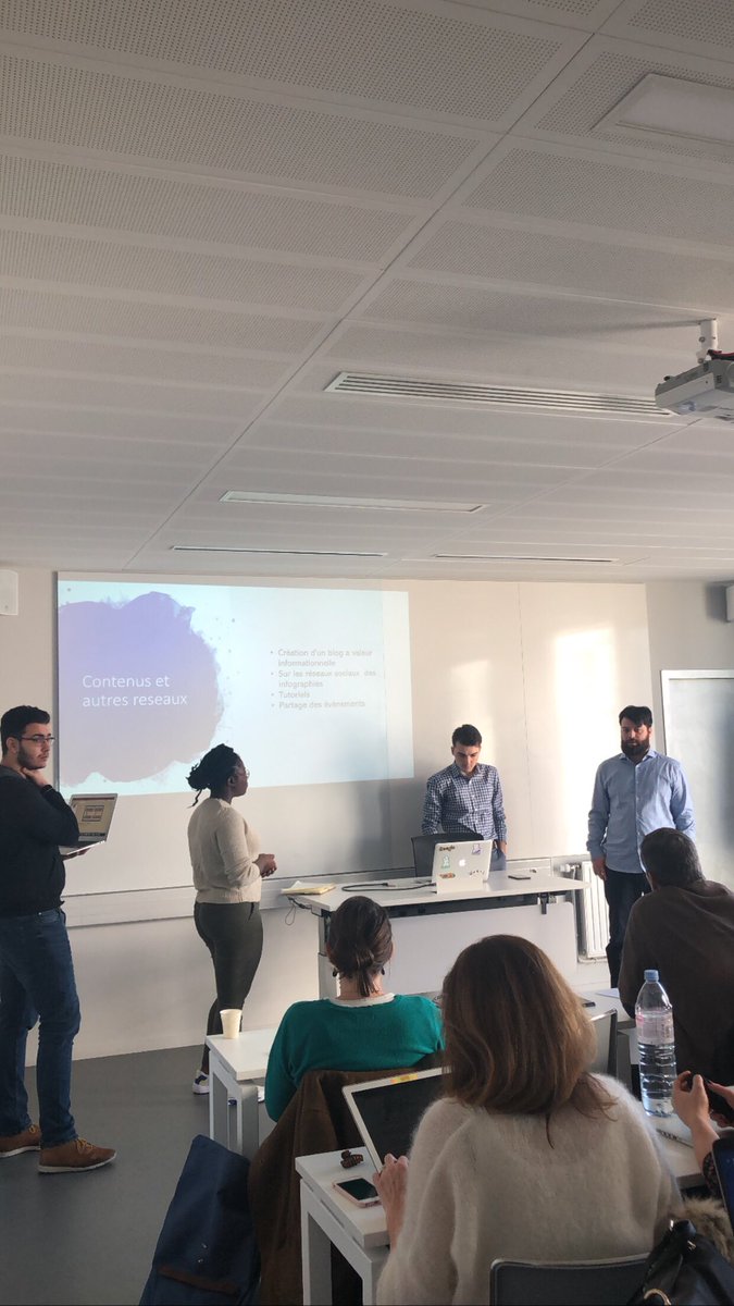 AudenciaDigital's tweet photo. Après les différentes séances de coaching avec @ClaireMichard sur les stratégies d’#inboundmarketing particulièrement en BtoB, les étudiants du #SMED ont présenté leurs préconisations aux startups nantaises #Coment @Smartmydata #LeanCo @yepform #Marketing @Audencia @ms_audencia https://t.co/F4I9xlYhr7