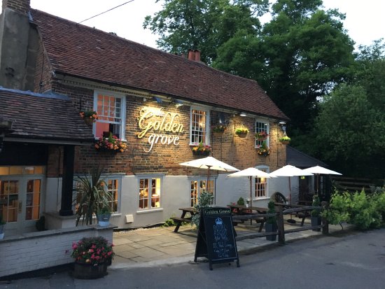 Gui_Chipchase's tweet photo. I do love a beer garden... so, I'm delighted to have secured an outside bar in this one! #TheGoldenGrove #BeautifullyLicensed #Chertsey https://t.co/nA39KYJNjF