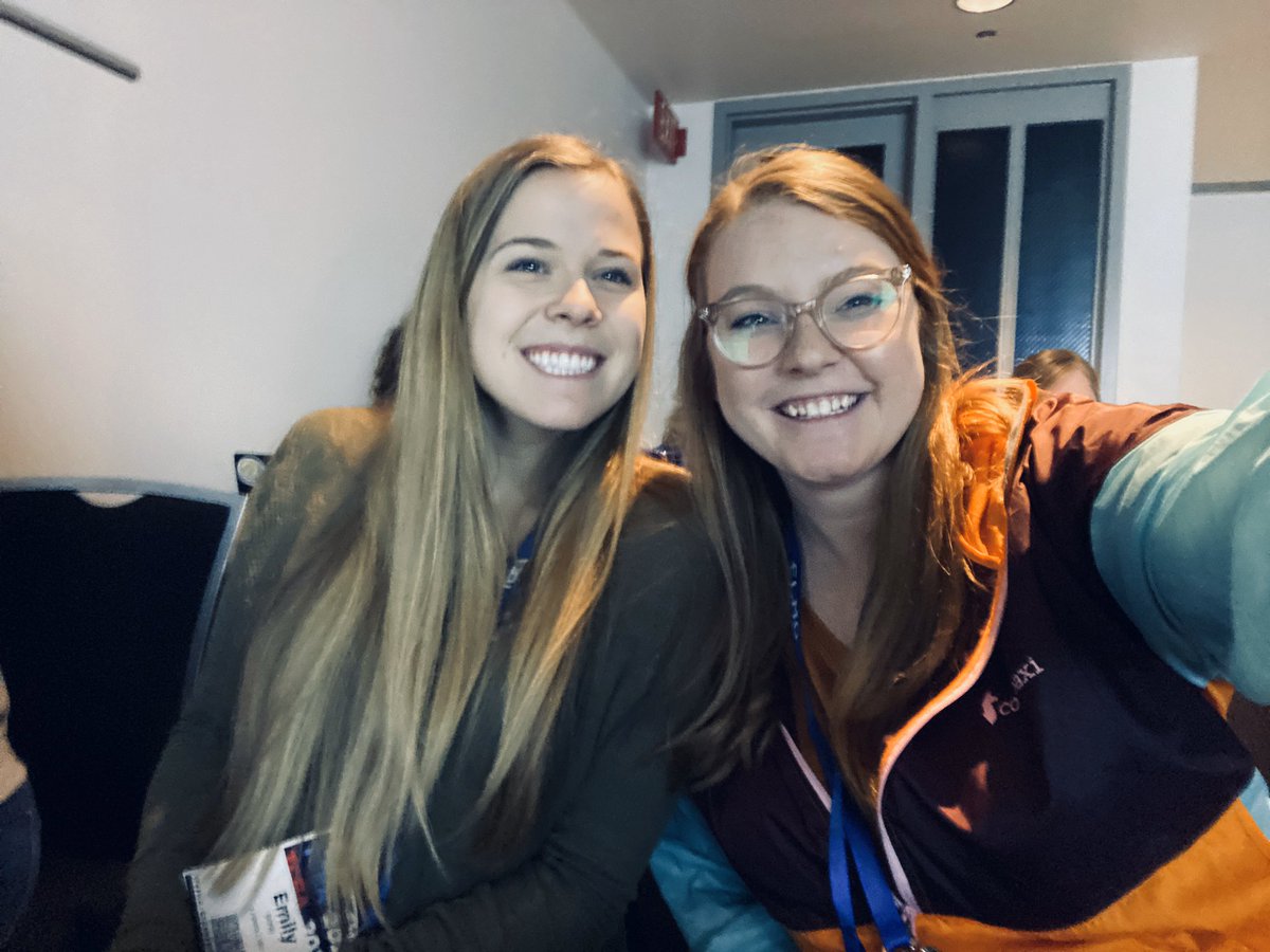 HermesTeaches's tweet photo. Excited to see what’s new with @nearpod at #TCEA2020 with @MsBondEIS! 🥳 #DGD20 #TCEA https://t.co/8llchbdOBv